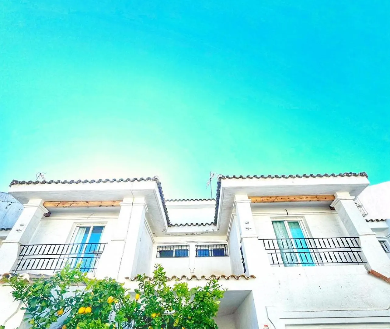 Villa Marbella, Nueva Andalucia, 3 Floors, Pool
