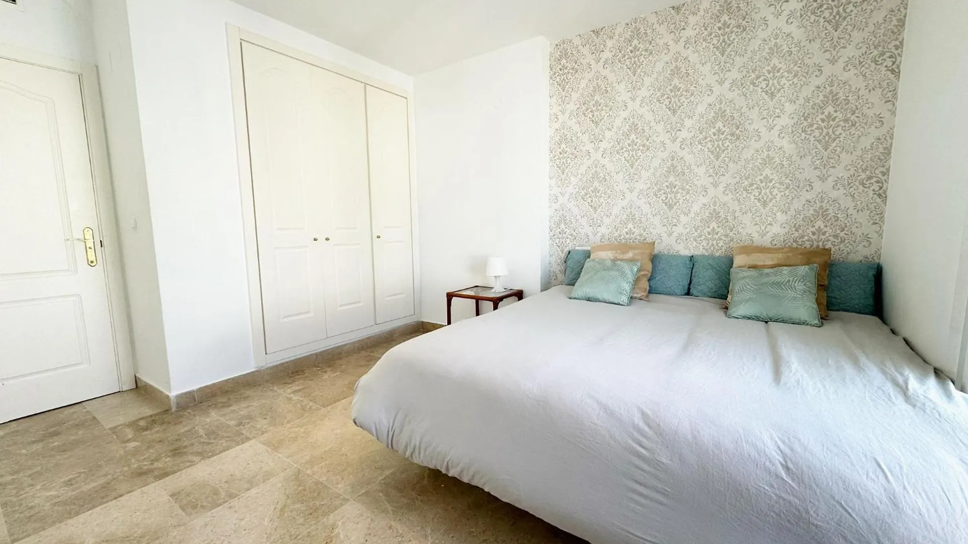 Villa Marbella, Nueva Andalucia, 3 Floors, Pool 0*, Marbella Spain